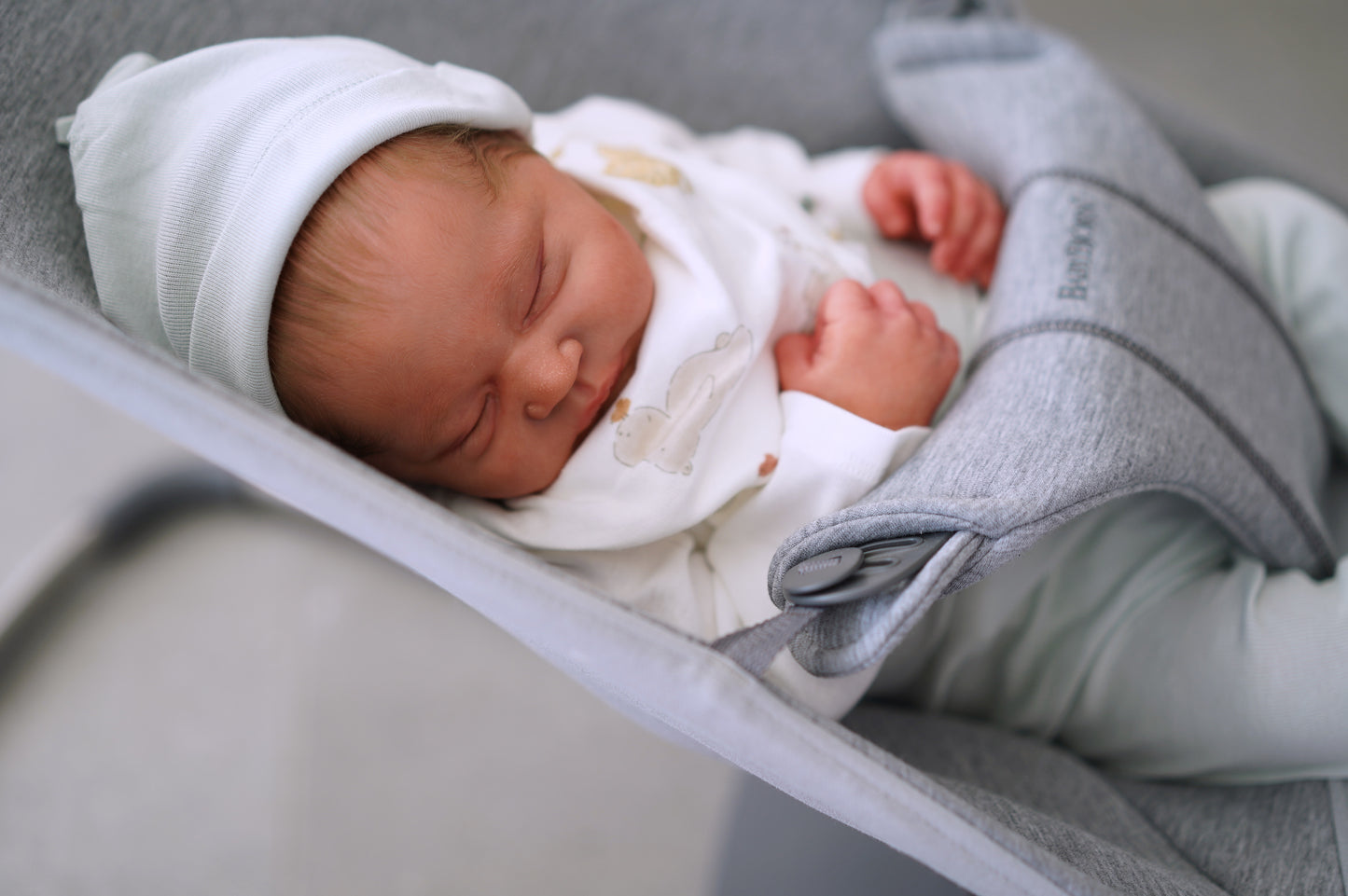 VERKAUFT Baby Leandre – Prototyp von Doris Moyers Hornbogen, wiedergeboren von Alexa Calvo