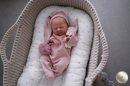 Baby Orla – Prototyp von Sabine Altenkirch, wiedergeboren von Alexa Calvo 